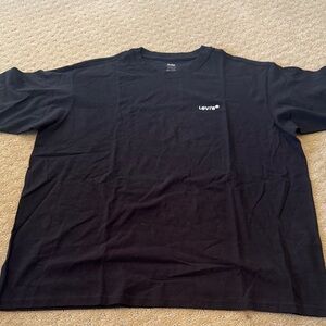 Levi's Classic Black Short Sleeve Vintage Fit Tee
